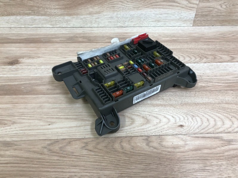 BMW E70 E71 X5 X6 OEM REAR SAM FUSE BOX RELAY FUSES RELAYS BLOCK 07-13 3