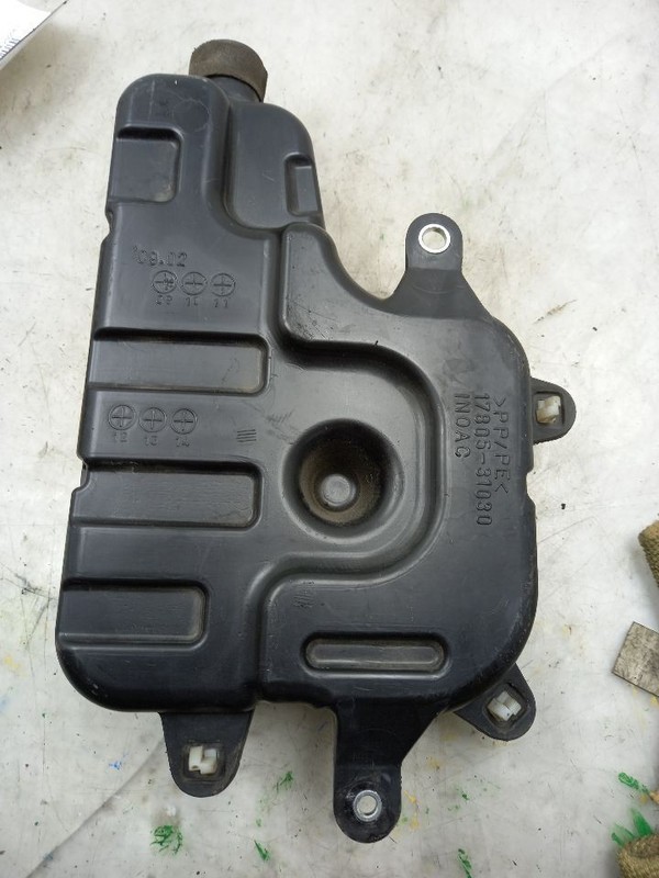 10 LEXUS RX450H 3.5L AIR INTAKE RESONATOR