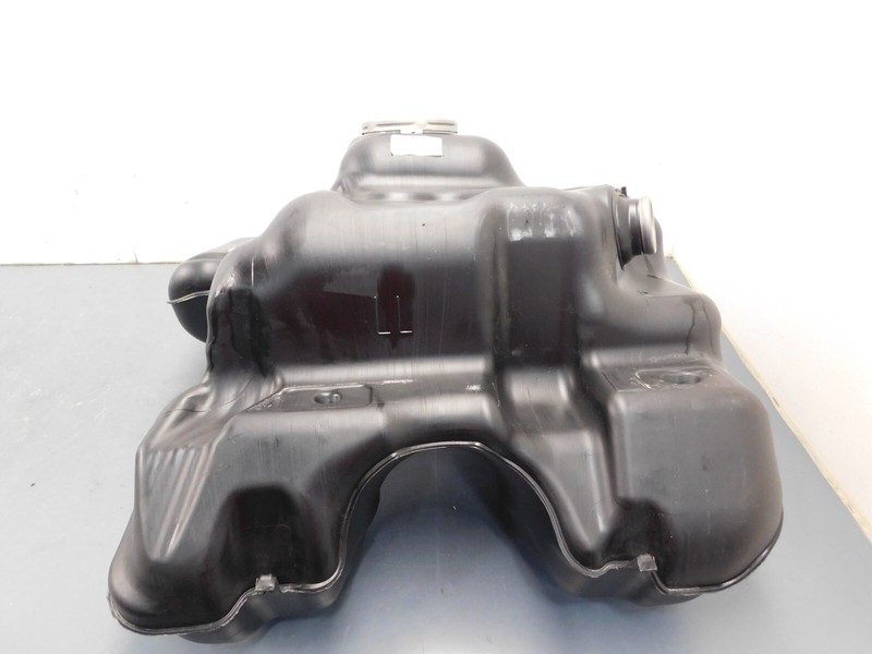 2011 10 - 12 Porsche 911 Turbo S 997 Fuel Tank #6756 G4
