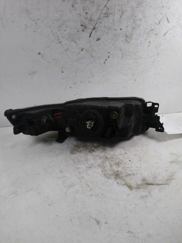 2001 Mitsubishi Galant Right Headlight Assembly OEM Used 247806 130K Miles