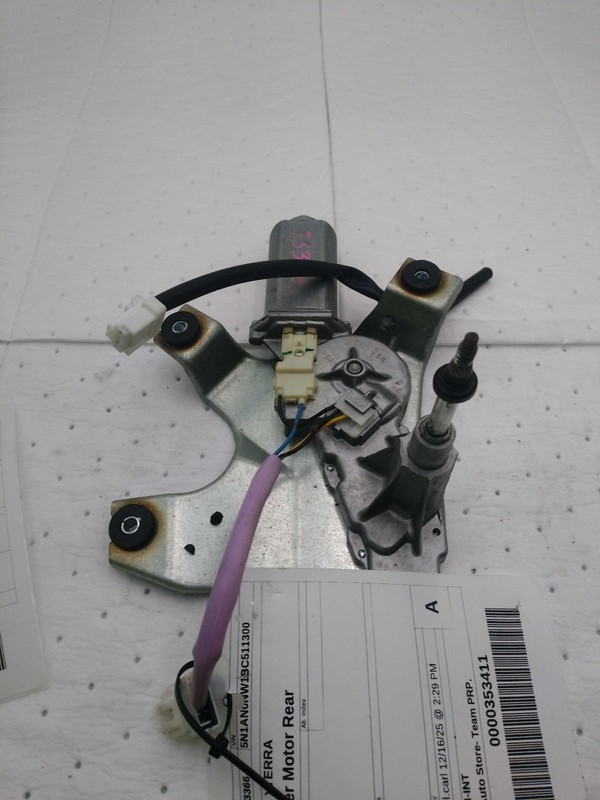 Used Back Glass Wiper Motor fits: 2011 Nissan Xterra 4.0 Grade A