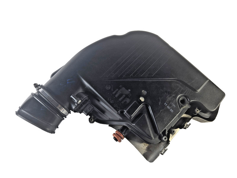 2010 2013 BMW 550i 4.4L Air Intake Air Cleaner Housing Silencer Right Side OEM