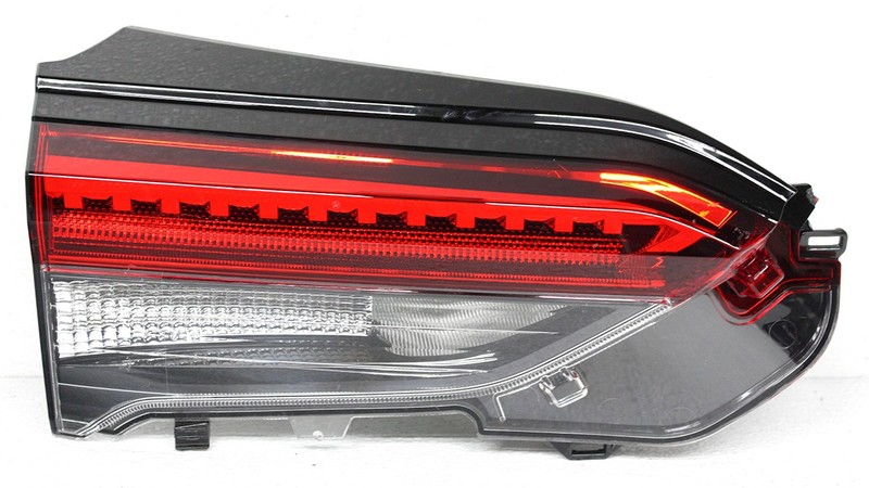 OEM Left Driver Side LED Tail Lamp For Toyota Rav4 81590-0R060
