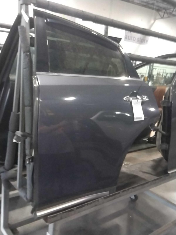 2010 INFINITI FX SERIES Left Front Door Blue 469496 139K Miles OEM Used