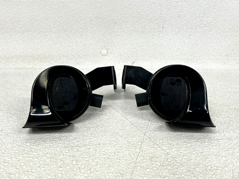 ⭐2015-2018 AUDI Q3 HIGH & LOW PITCH TONE SIGNAL HORN SET ASSEMBLY OEM LOT2607