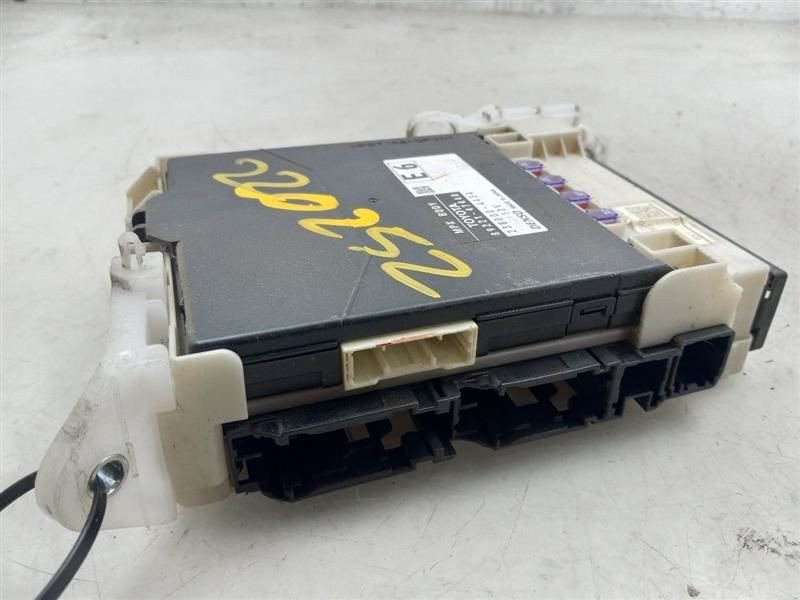 Chassis ECM Multiplex Network Left Hand Dash Prius Fits 16-18 PRIUS