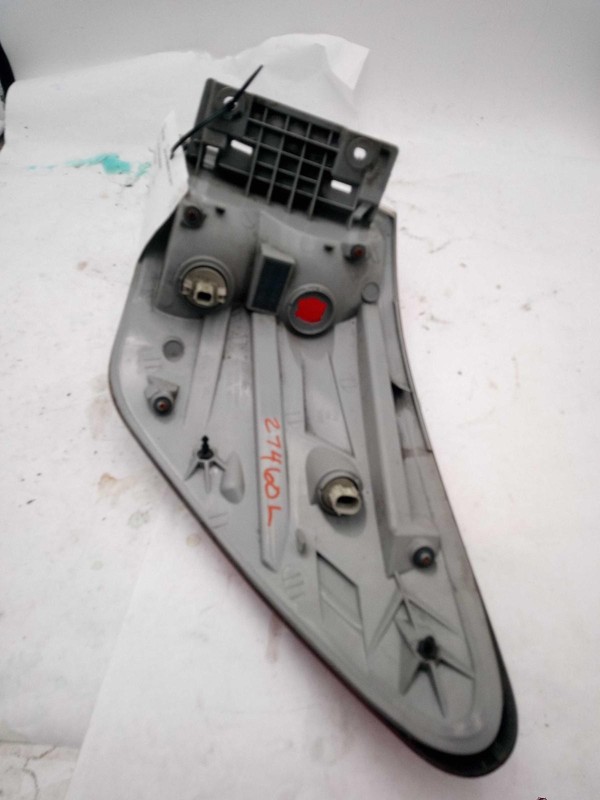 2014 Nissan Pathfinder Left Tail Light Assembly White 265867 Used 121K Miles