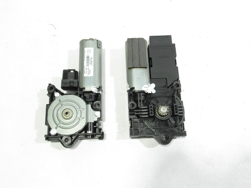 18-23 Kia Stinger GT1 2019 Panoramic Sunroof Actuator Motor Set 2 PCS ;