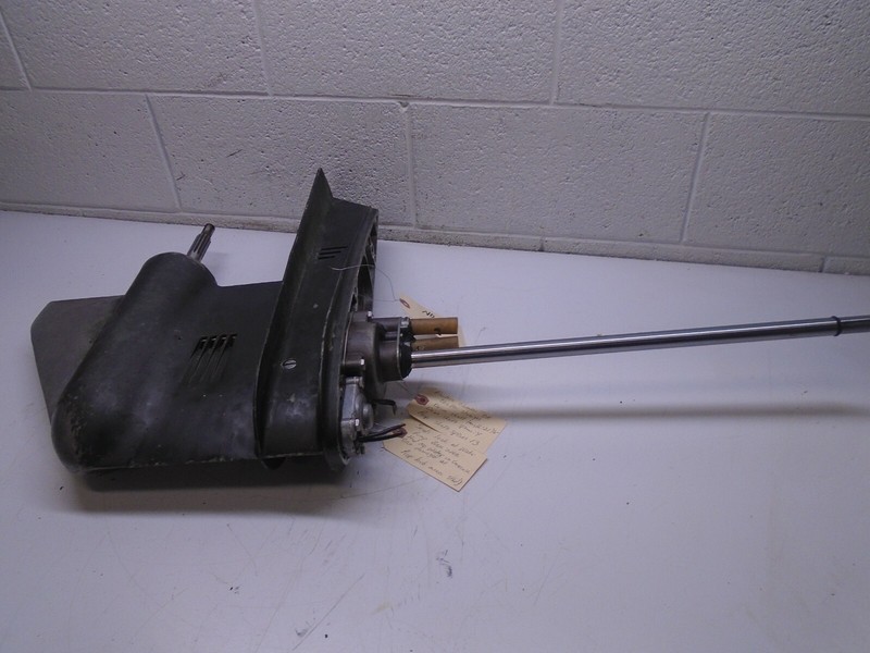B 1968 Johnson Evinrude 55hp Outboard Motor Lower Unit Gear Case