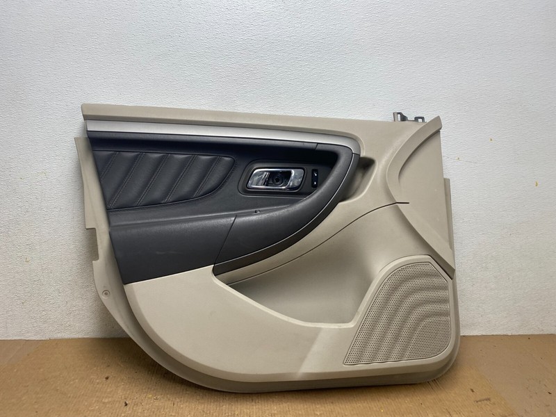 2013 to 2019 Ford Taurus Front Left Side Interior Door Panel OEM G1782
