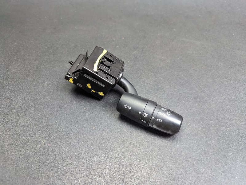 Steering Column Turn Signal Switch 2020 Mazda CX-9 TK48-66-122A 2016 2017- 2021