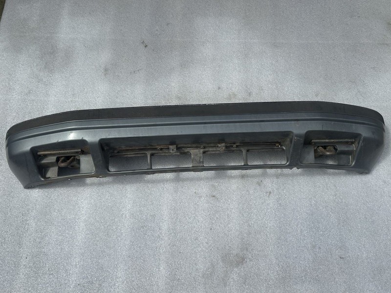 1986-1989 TOYOTA CELICA FRONT BUMPER COVER GRAY 2WD 52119-20907