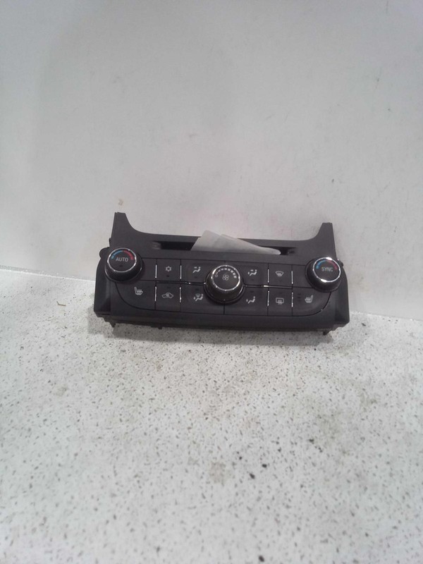 2015 Chevrolet Malibu A/C Selector Switch OEM Red 655-02592 107k Miles