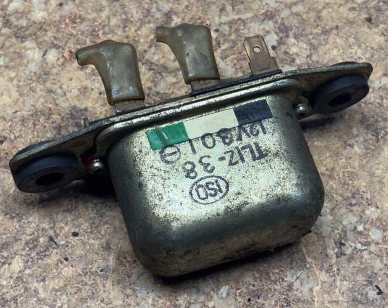 1971 CB500E CB 500 E K Electrical CB500K Voltage Regulator Rectifier Box 71 C2