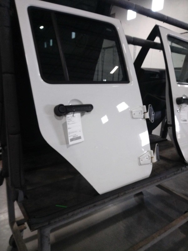 2014 Jeep Wrangler Right Rear Door White OEM Good Condition No Rust 583539