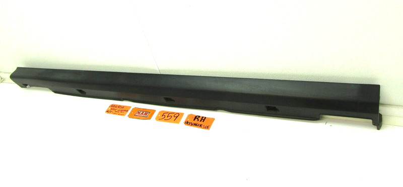 MOLDING ROCKER PANEL PASSENGER SIDE SKIRT DOOR COVER TRIM CAP 02-06 ACURA RSX
