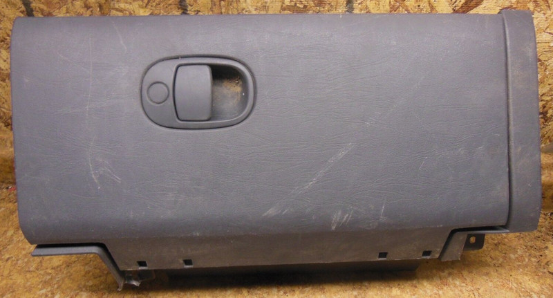 2005 Saturn Ion Glove Compartment Lid Cover Box Jockey Storage 2004 2006 2003 05