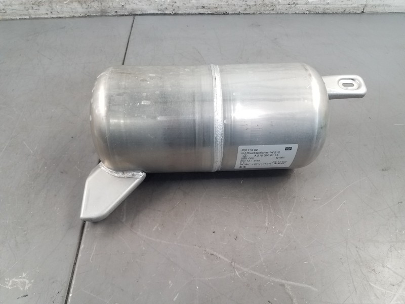 2012 Mercedes AMG E 63 Air Suspension Tank #2691 VV9