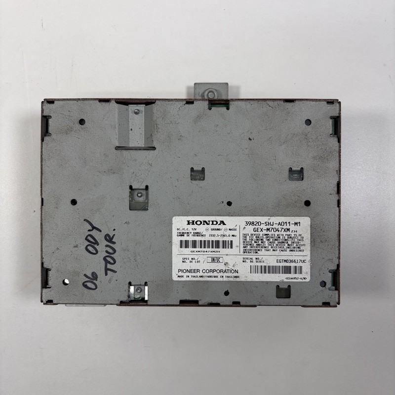 05-06 Honda Odyssey Satellite XM Radio Control Unit Module 39820-SHJ-A01 OEM