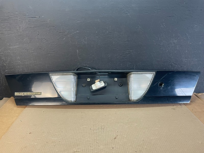 1998 - 2011 Ford Crown Victoria Trunk Rear Garnish License Plate Panel AE3466 DG
