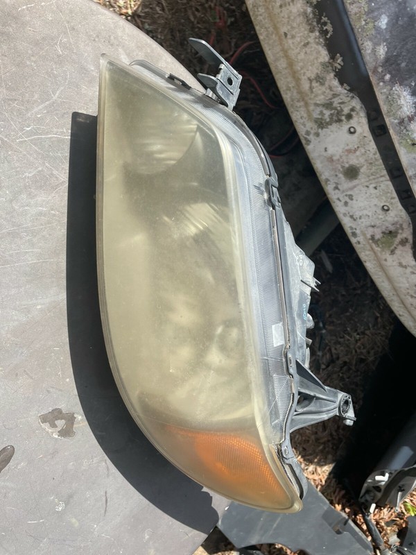 01-03MAZDASPEED MAZDA SPEED PROTEGE OEM LH HEADLIGHT ASSEMBLY - DRIVER SIDE
