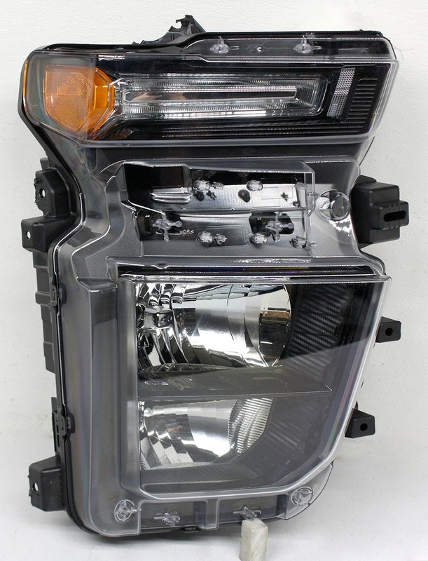OEM Right Passenger Side Halogen Headlamp For Chevy Silverado 2500 3500 87818246