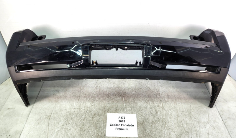 ✅ 15-16 OEM Cadillac Escalade Rear Bumper Cover Panel Black*