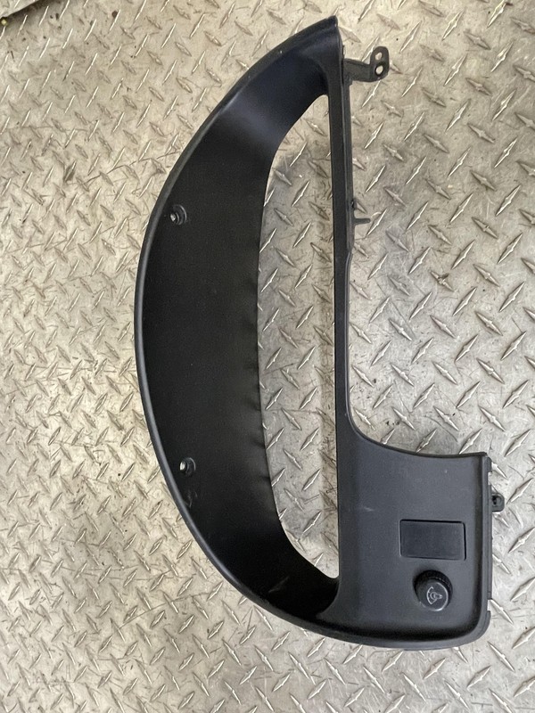 1999-2002 Toyota 4runner 4 runner Speedometer Bezel Oem .