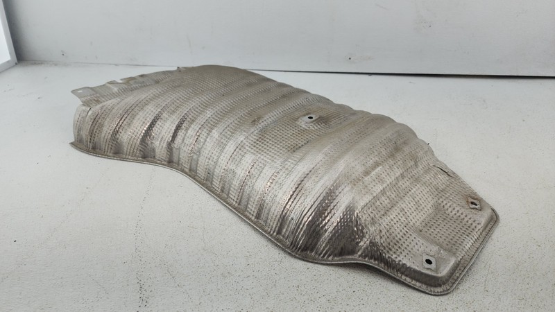 2019-2023 HONDA RIDGELINE FLOOR EXHAUST PIPE BAFFLE HEAT SHIELD COVER PLATE OEM