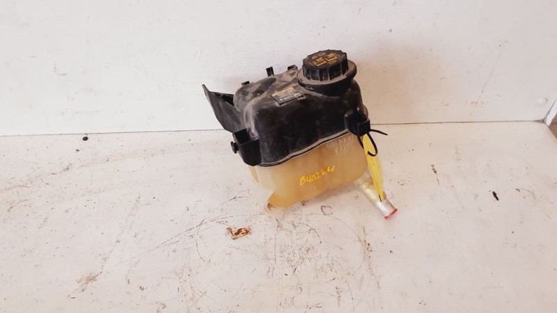 Coolant Reservoir Fits 11-19 EXPLORER 3295088