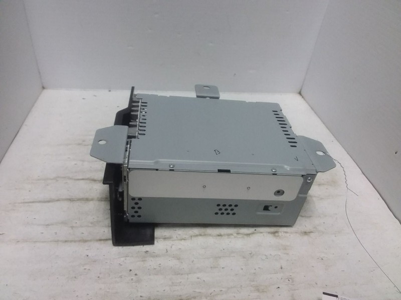 Radio Receiver AM FM CD MP3 Fits 16-20 Lincoln MKZ LP5T-18D818-BC