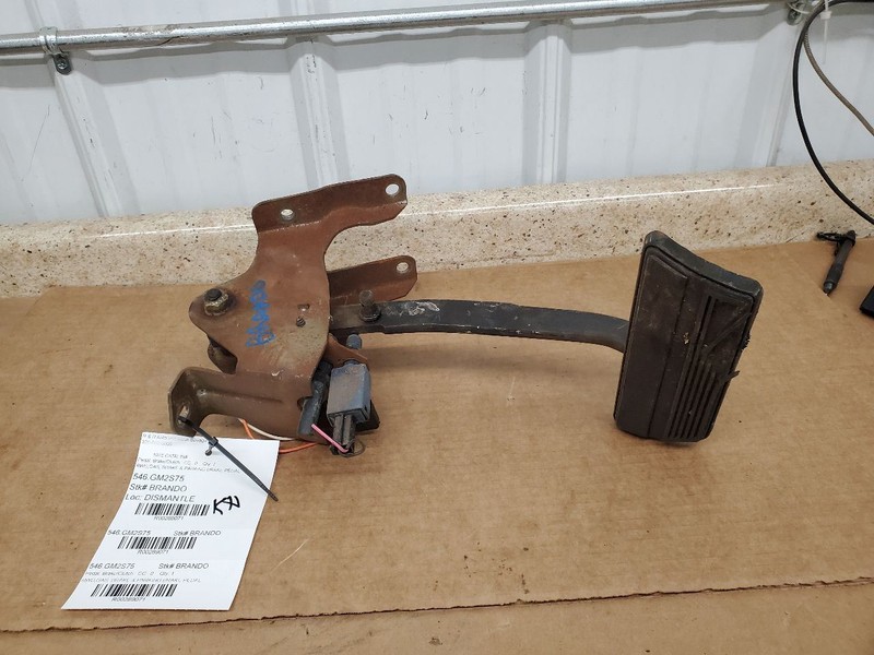 CATALINA1975 Pedal Brake/Clutch 289071