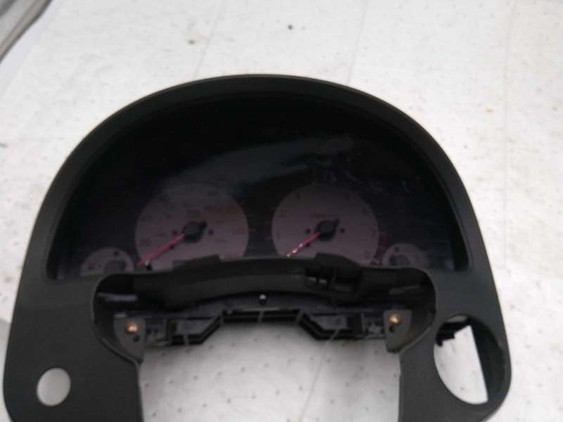 2004 INFINITI G35 Speedometer Gauge OEM Grey 241K Miles NJ25-25564-647567