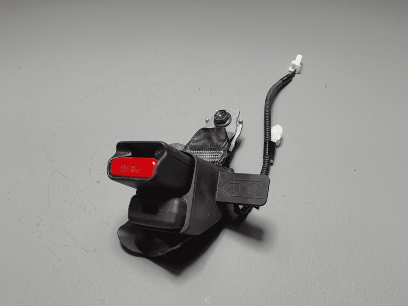 2018 Toyota Camry Rear Right Passenger Side Seatbelt Seat Belt Buckle OEM