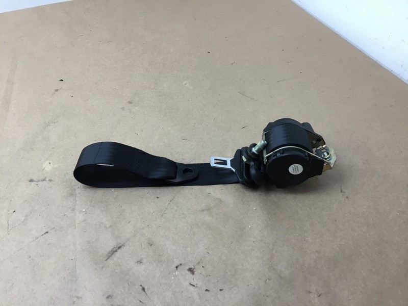 Maserati Coupe GT 2003 Rear Left Driver Seat Belt Retractor 02-06 ;:Y