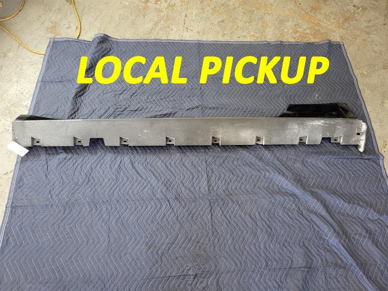 Used Oem Ford Left Driver Rocker Panel Skirt Molding for 2015-2023 Mustang GT