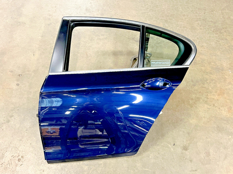 ⭐2011-2016 BMW 5-SERIES F10 REAR LEFT SIDE DOOR SHELL PANEL BLUE OEM LOT2577