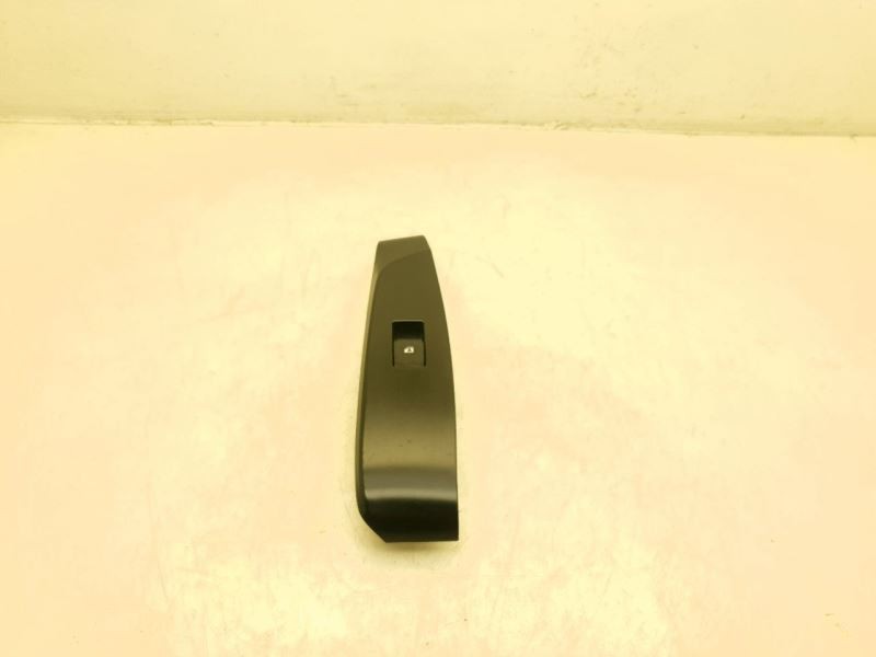 2019 TOYOTA CAMRY LE PASSENGER SIDE REAR DOOR WINDOW SWITCH