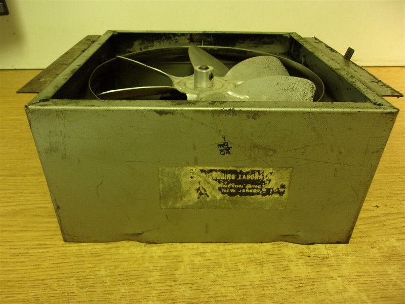 Industrial Cooling Fan Enclosure 9"x9"x4.5" *FREE SHIPPING*