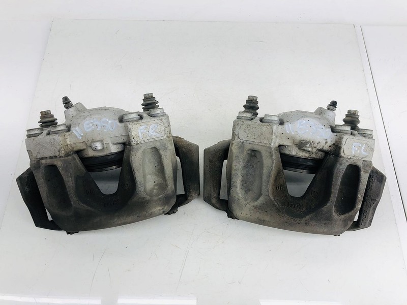 10-16 MERCEDES BENZ E350 FRONT RIGHT & LEFT SIDE ABS BRAKE CALIPER SET OF 2 OEM