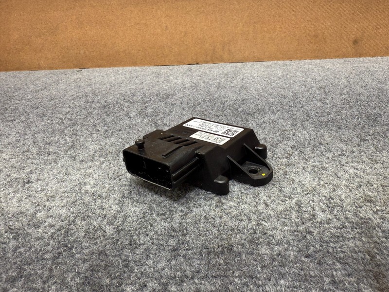 GENESIS G80 2021-2025 OEM FUEL PUMP CONTROL MODULE UNIT ASSEMBLY