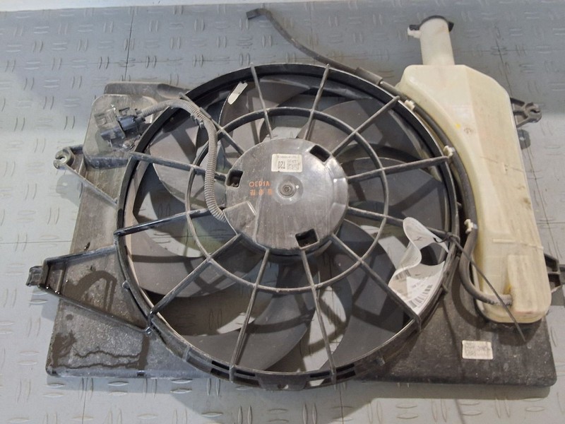 2020-2024 Kia Soul Radiator Fan Motor Fan Assembly fits 2.0L Gasoline Models