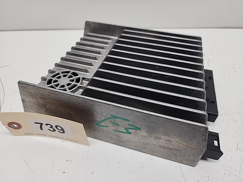 2128700194 | 2010 - 17 Mercedes W212 E350 C250 C300 Amplifier Harman/Becker OE