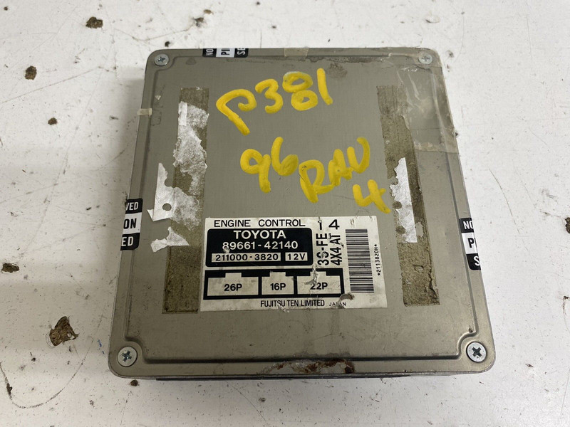 1996-1997 Toyota RAV4 RAV-4 4x4 Auto Engine Computer Control Module 89661-42140
