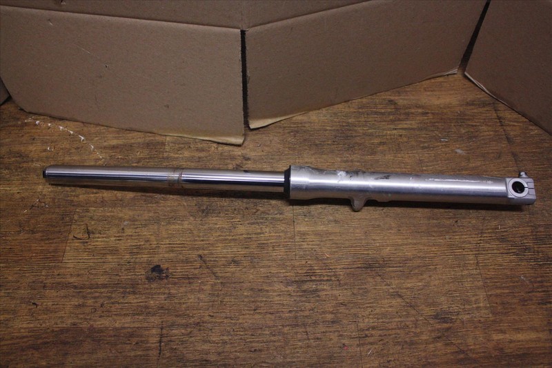 03 HONDA CMX 250 C FRONT RIGHT FORK TUBE * BENT * OEM CMX250 00 01 02 03