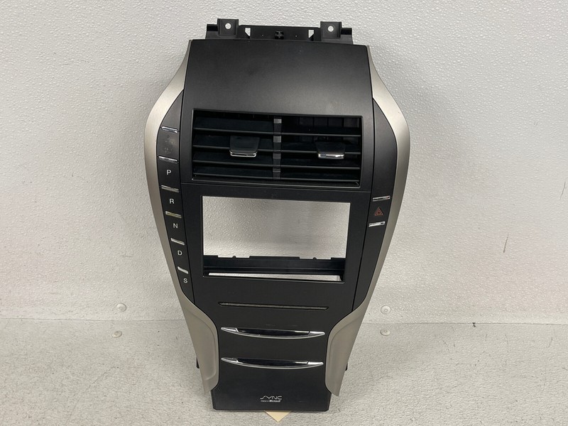 ⭐2014 LINCOLN MKZ RADIO NAVIGATION DISPLAY SCREEN TRIM PANEL OEM LOT2389