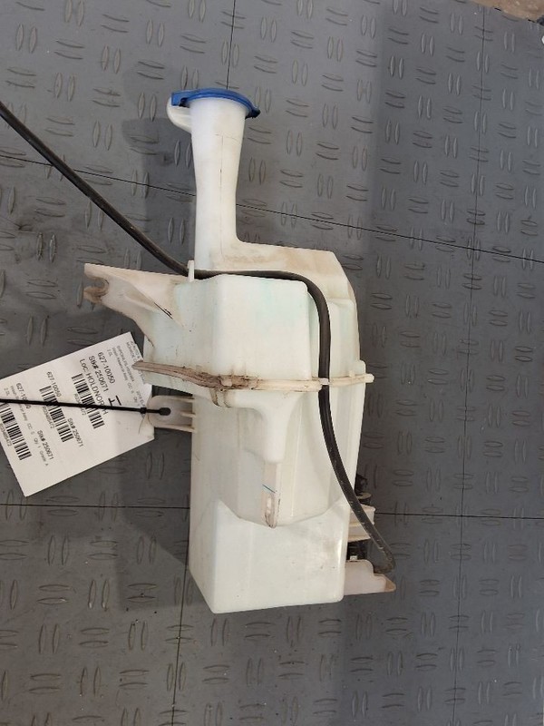 Wash Reservoir Sedan US Market Fits 17-18 ELANTRA 3485472