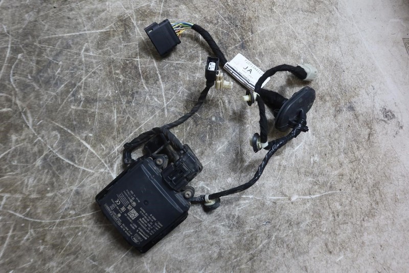 2021-2025 Ford Bronco OEM Rear Blind Sport Radar Module Sensor w/ Harness M2DT-1