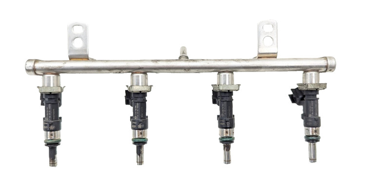14-19 FIAT 500L 1.4L L4 turbo ENGINE FUEL INJECTOR RAIL TUBE