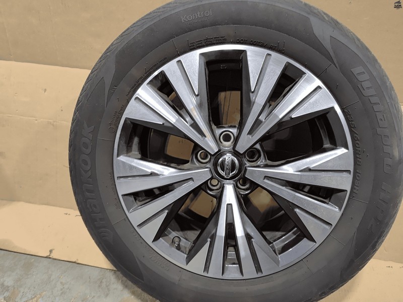 2021-2023 Nissan Rogue Alloy Wheel Rim Tire R18 7.5J 235/60 OEM
